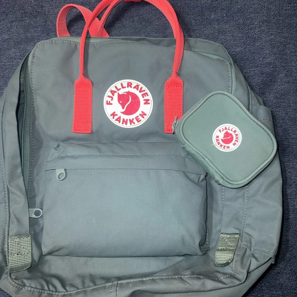 Fjallraven Kanken Frost Green Peach Pink Classic Full Size Backpack & Wallet - Picture 3 of 7